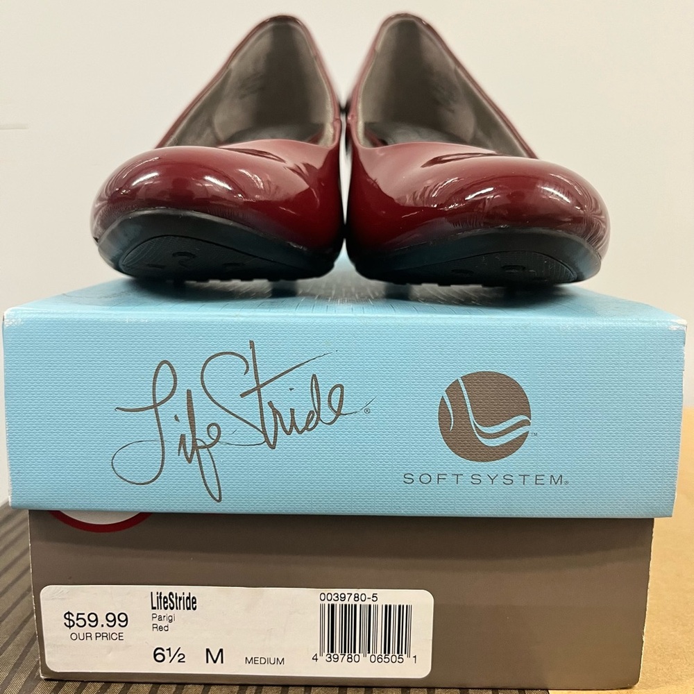 Life Stride Women's Pargi Red Shoes